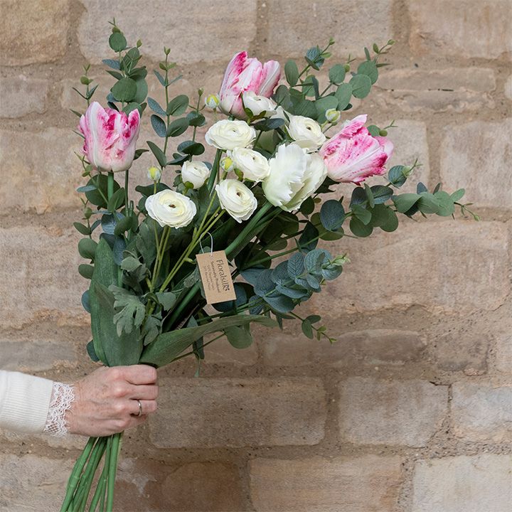 Sustainably produced artificial flowers