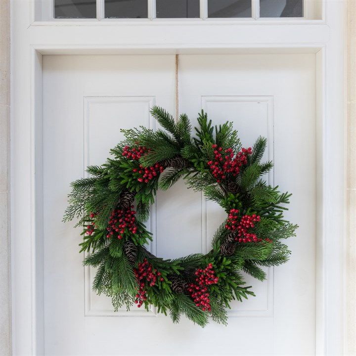 Glinton Wreath with Berries and Pinecones