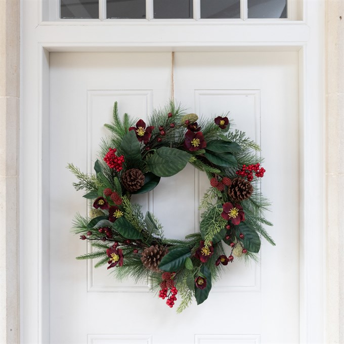 Rippingale Hellebore and Pinecone Wreath